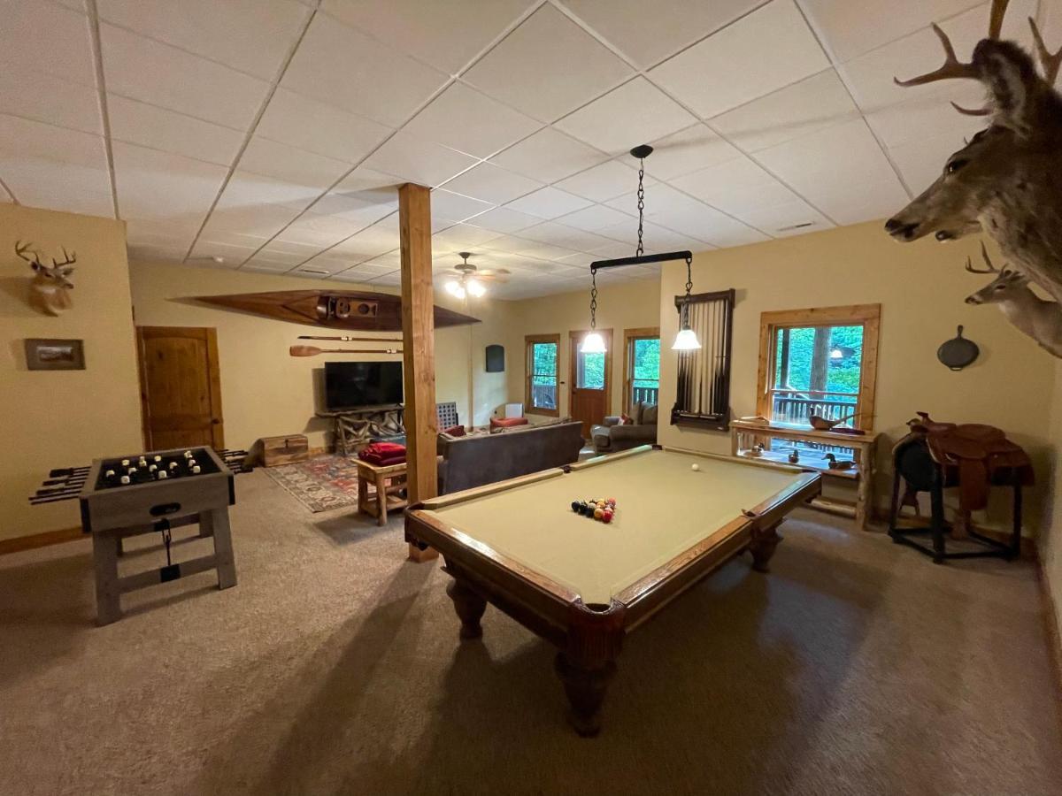 Cozy Creekfront Family Cabin-Pet Friendly -Gamerm-Hot Tub Hiawassee Esterno foto