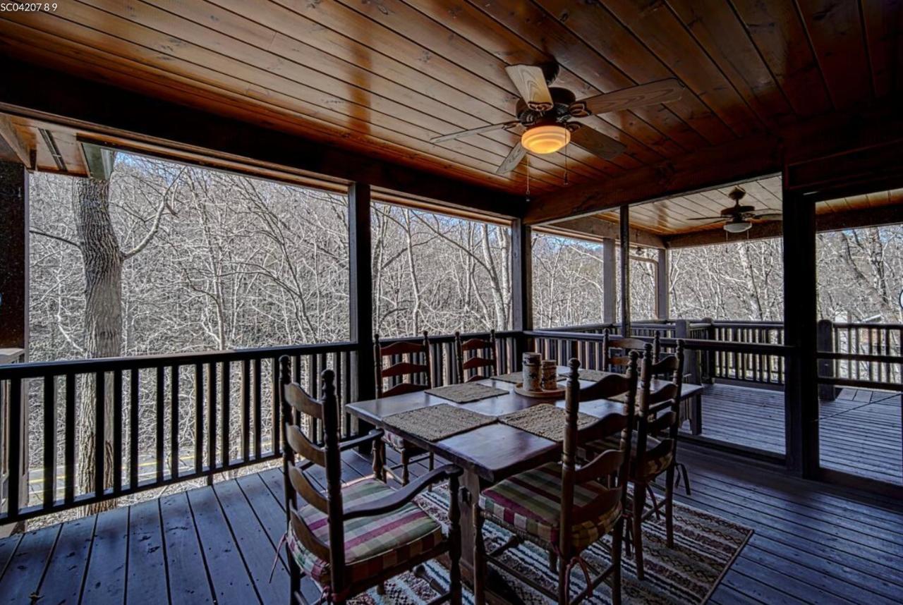 Cozy Creekfront Family Cabin-Pet Friendly -Gamerm-Hot Tub Hiawassee Esterno foto