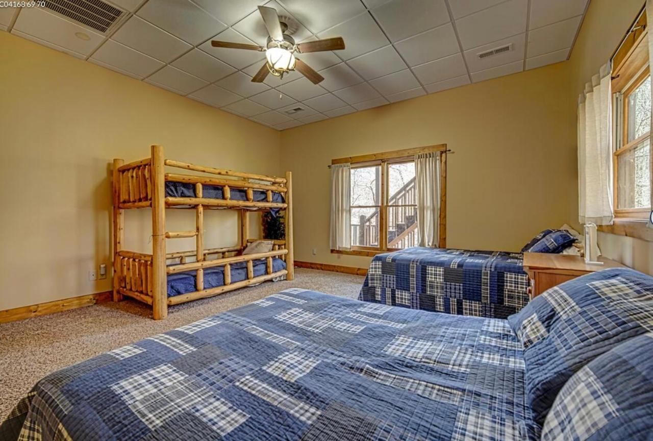 Cozy Creekfront Family Cabin-Pet Friendly -Gamerm-Hot Tub Hiawassee Esterno foto