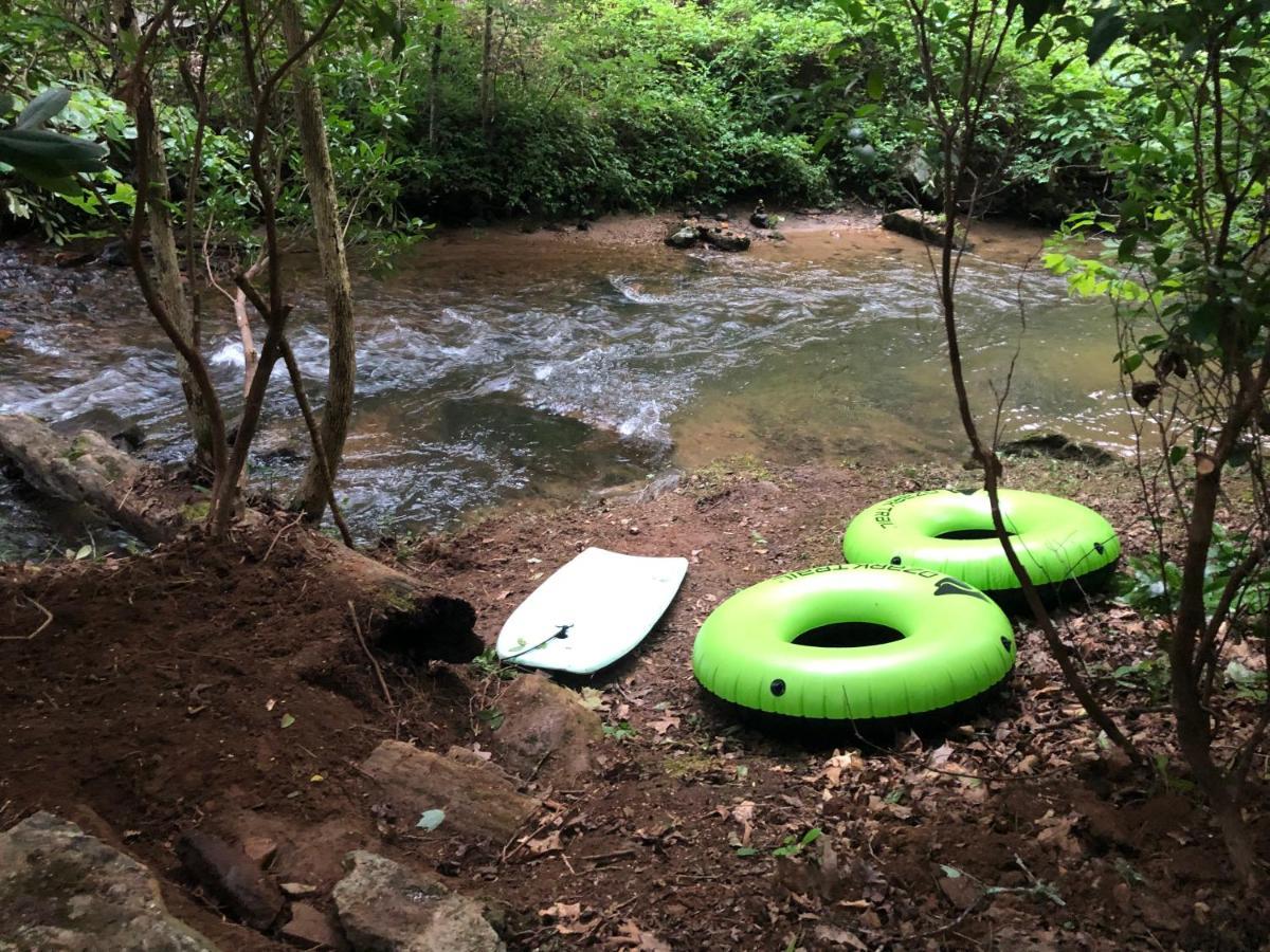Cozy Creekfront Family Cabin-Pet Friendly -Gamerm-Hot Tub Hiawassee Esterno foto