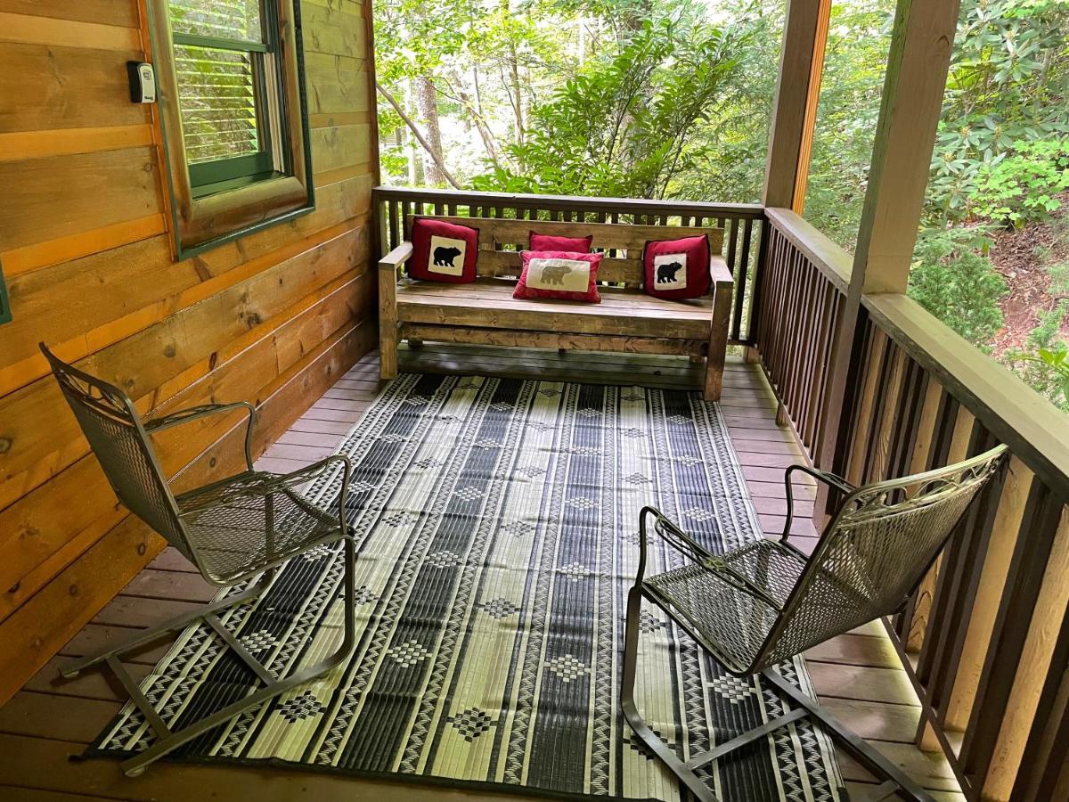 Cozy Creekfront Family Cabin-Pet Friendly -Gamerm-Hot Tub Hiawassee Esterno foto
