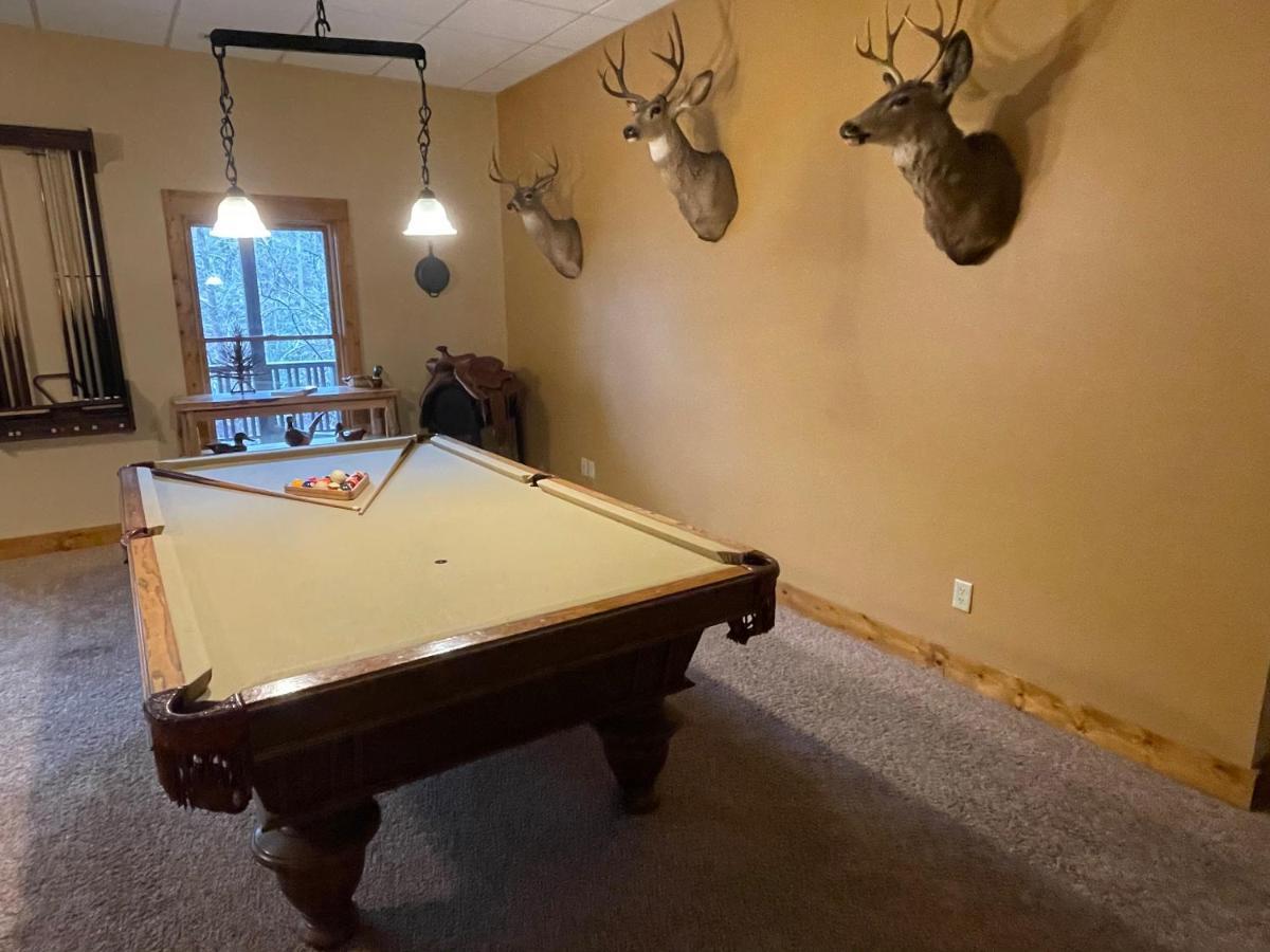 Cozy Creekfront Family Cabin-Pet Friendly -Gamerm-Hot Tub Hiawassee Esterno foto