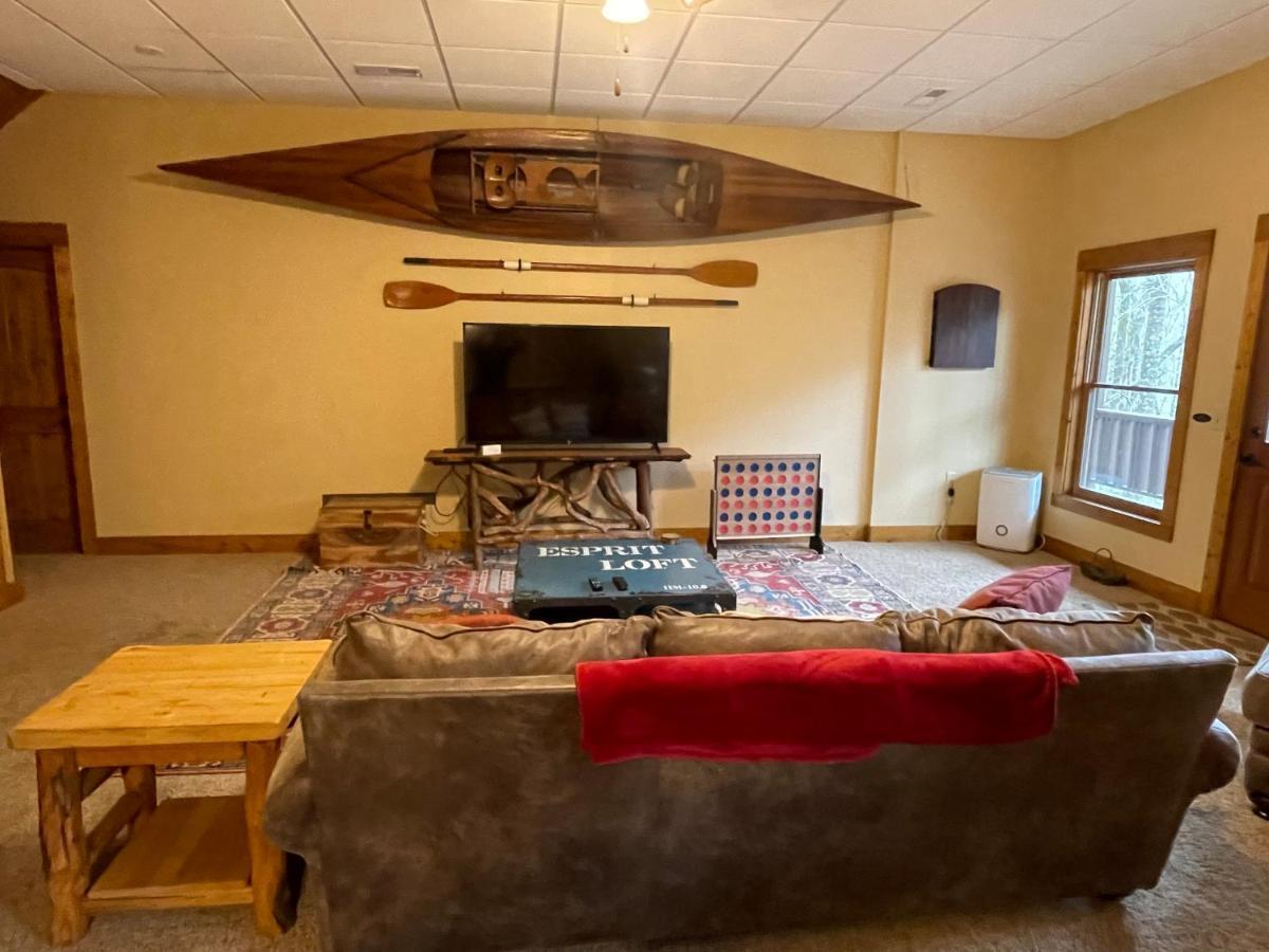 Cozy Creekfront Family Cabin-Pet Friendly -Gamerm-Hot Tub Hiawassee Esterno foto